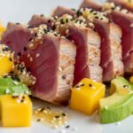 Лосос з креветками: ресторанний рецепт в домашніх умовах